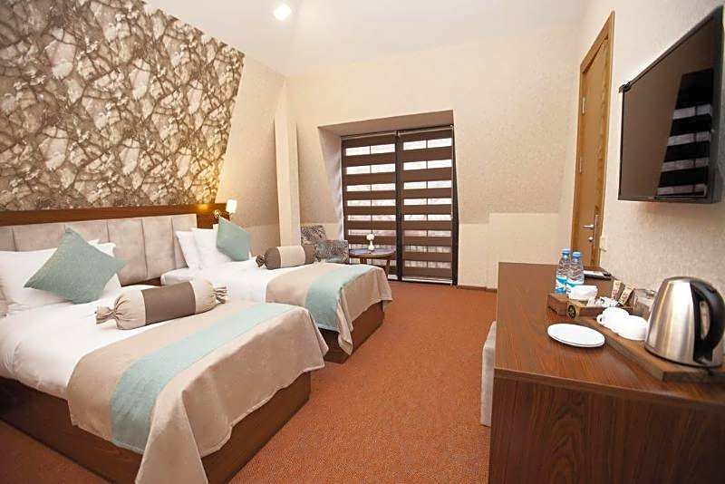 AUROOM HOTEL BAKU
