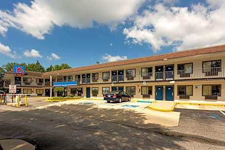 Motel 6-Camp Springs, DC - South Camp Springs