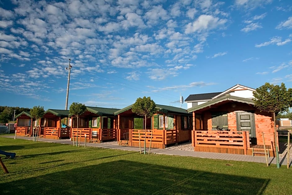 Domki letniskowe ZŁOTE PIASKI Ustka