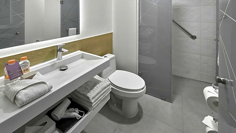 City Express Plus by Marriott Ensenada