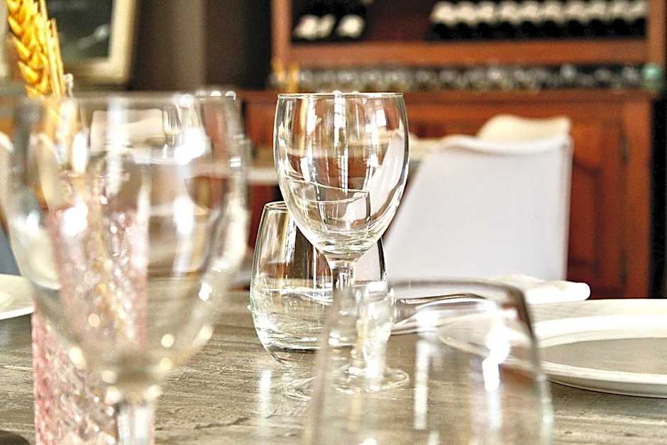 Logis Hôtel le Commerce