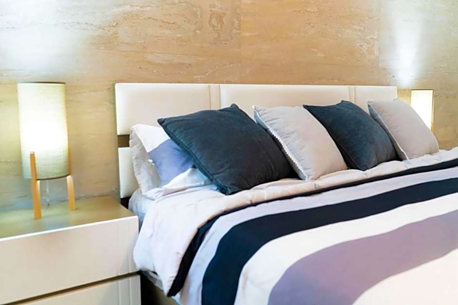 ECONOSUITES FUNDIDORA