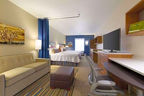 Queen Studio with Two Queen Beds