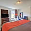 OYO Palm Leaf Motel