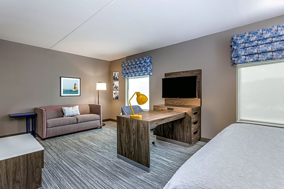 Hampton Inn & Suites Kittery