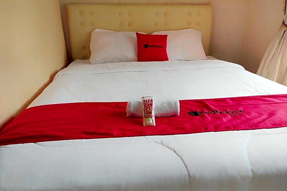 RedDoorz near Agrowisata Kebun Teh Dieng