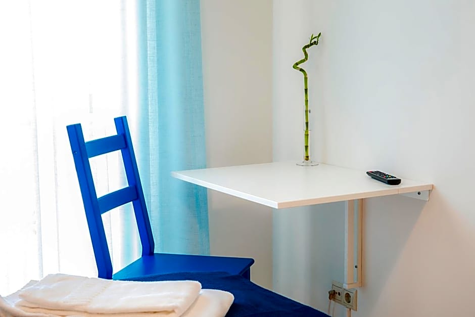 Vinyl Flat Bed & Breakfast - Rooms