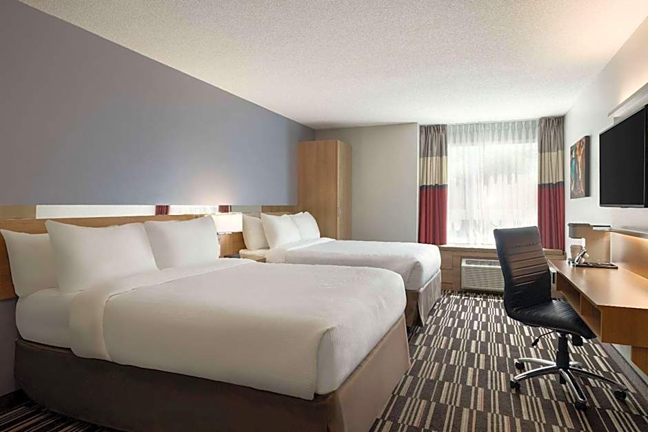 Microtel Inn and Suites by Wyndham Val d Or