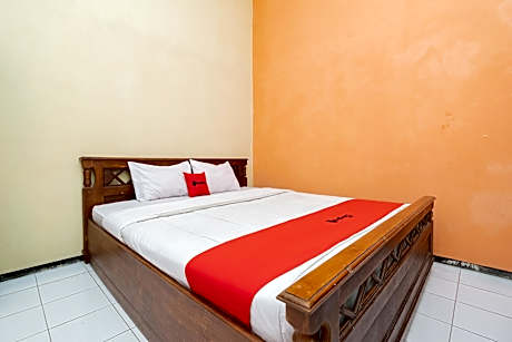 RedDoorz Syariah @ Jalan Sunan Giri Tuban