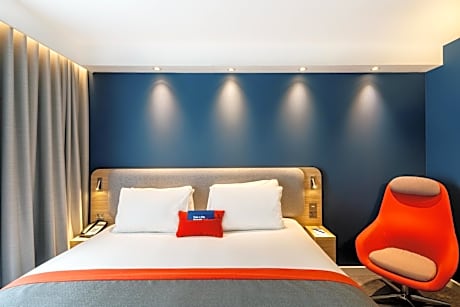 Standard King Room with Free Hot Breakfast