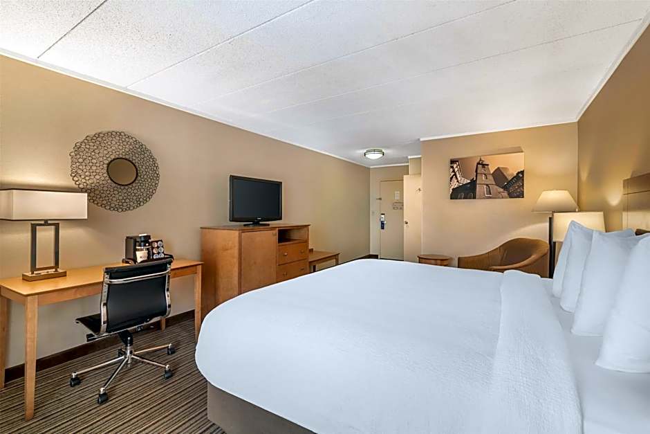 Best Western Plus Waltham Boston