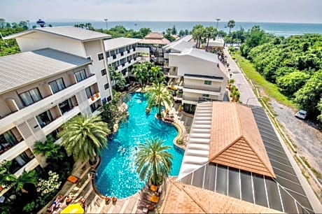 Sea Breeze Jomtien Resort