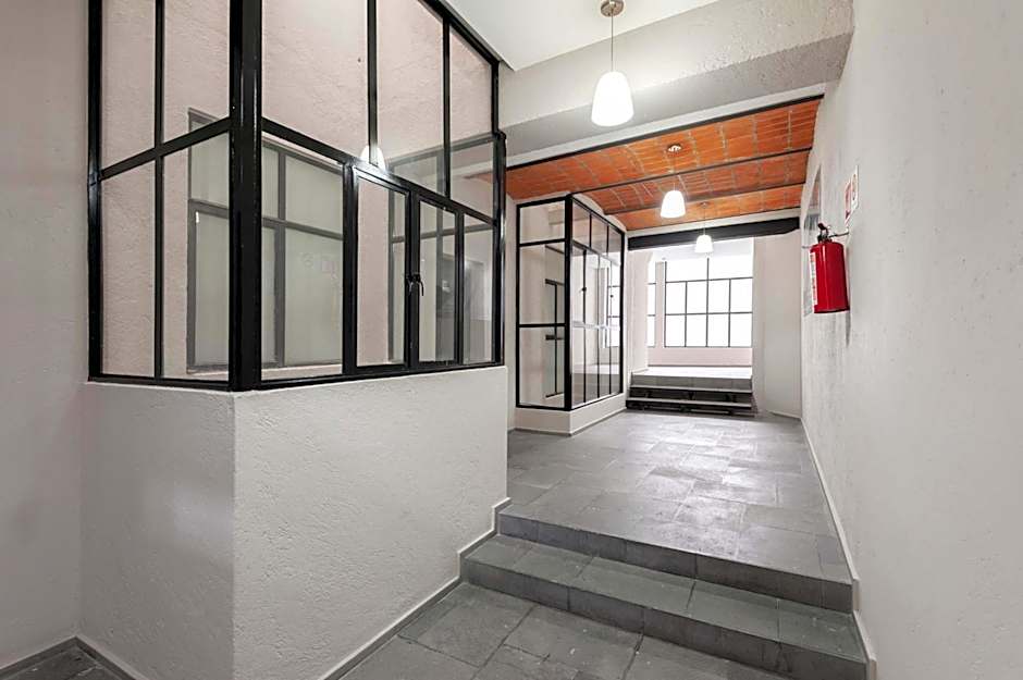 102 Centro 2Bdrm 2bath apt AC Rooftop