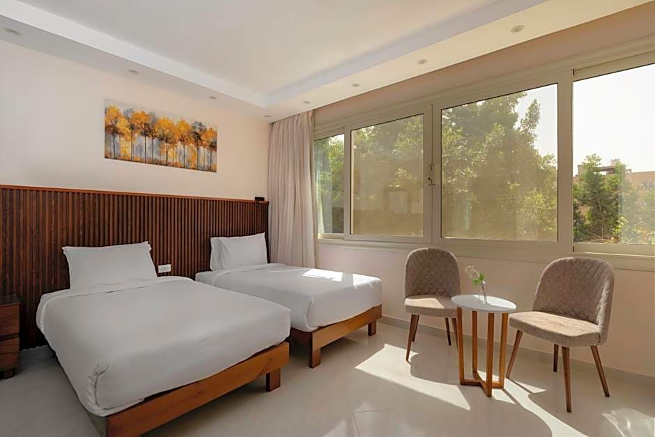 Dream Inn Pyramids View