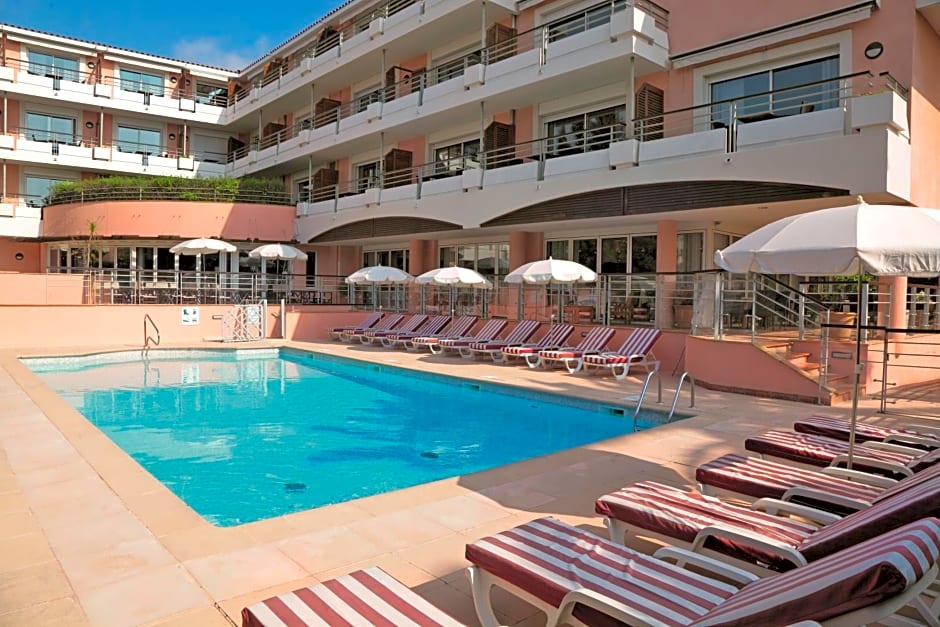 Zenitude Hôtel-Résidences Le Cannet