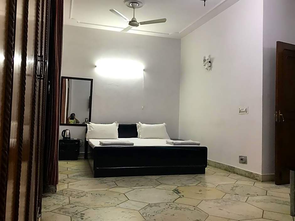 Tatvamasi Homestay