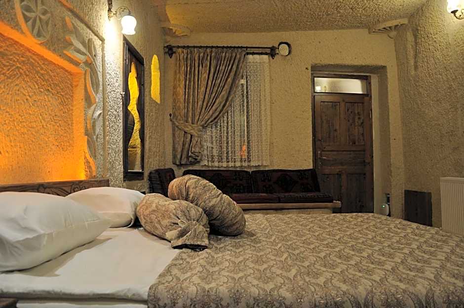 Çavuşin Cave House-Cappadocia