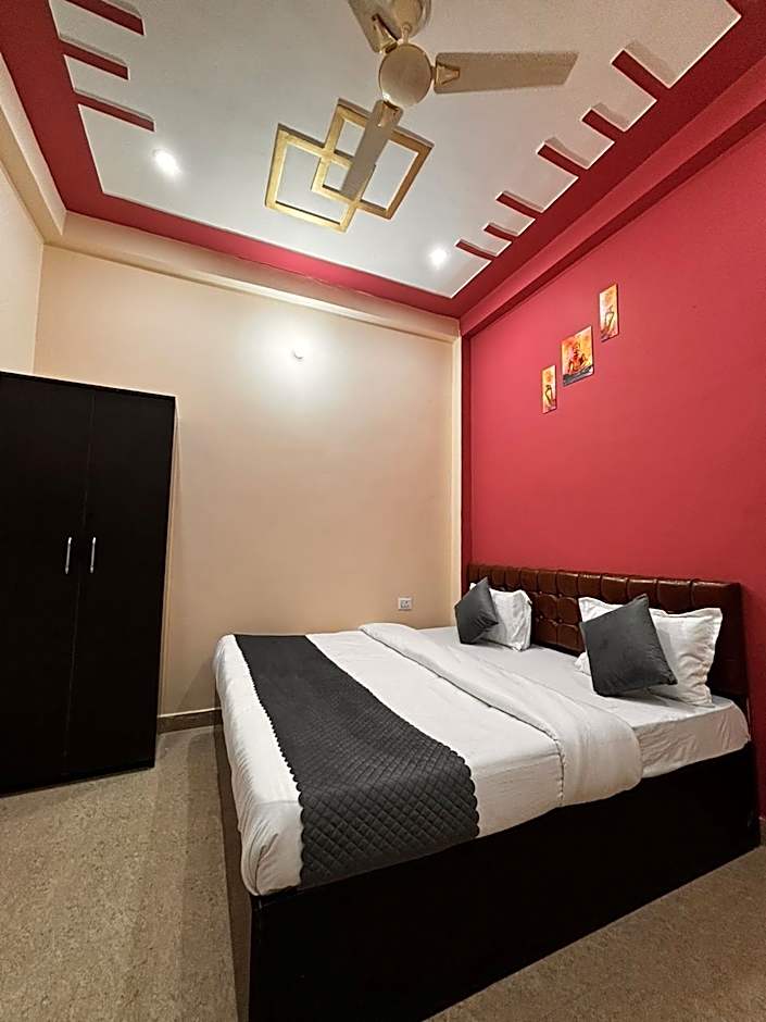 Hotel Chandra Dreams 