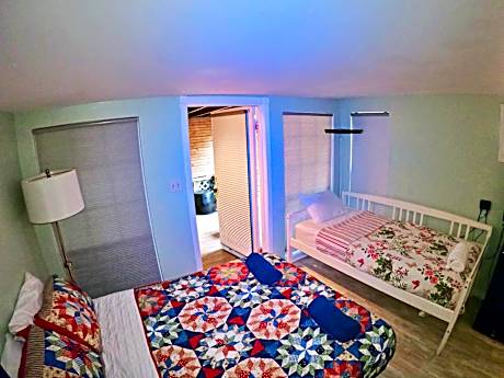 Triple Room with Ensuite Bathroom