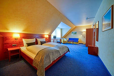 Quadruple Room - Non-Smoking