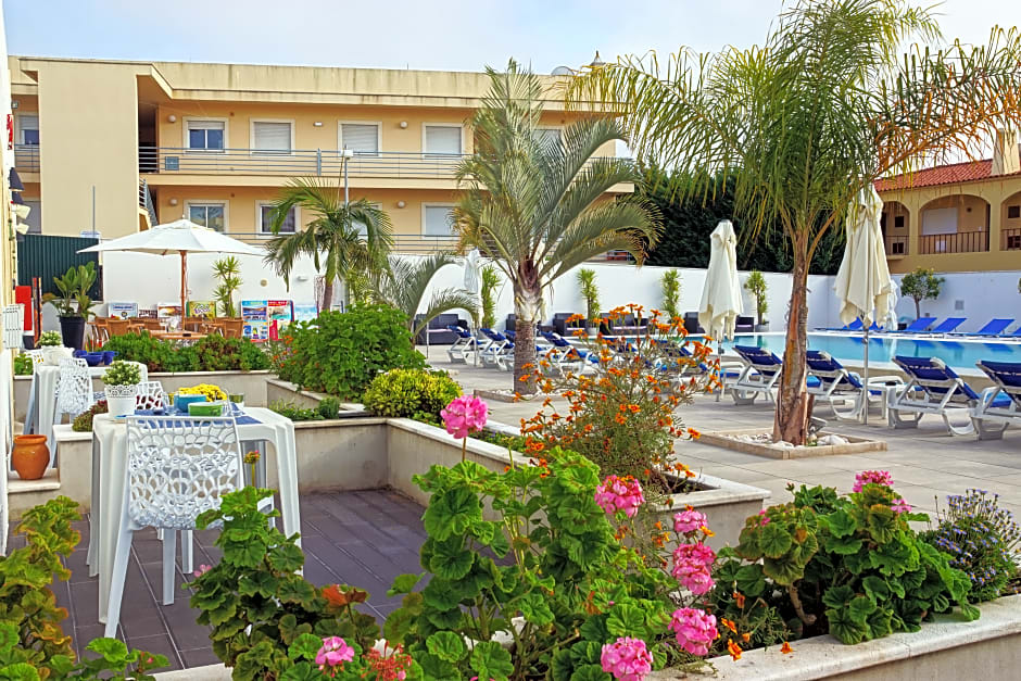 Novochoro Apartments