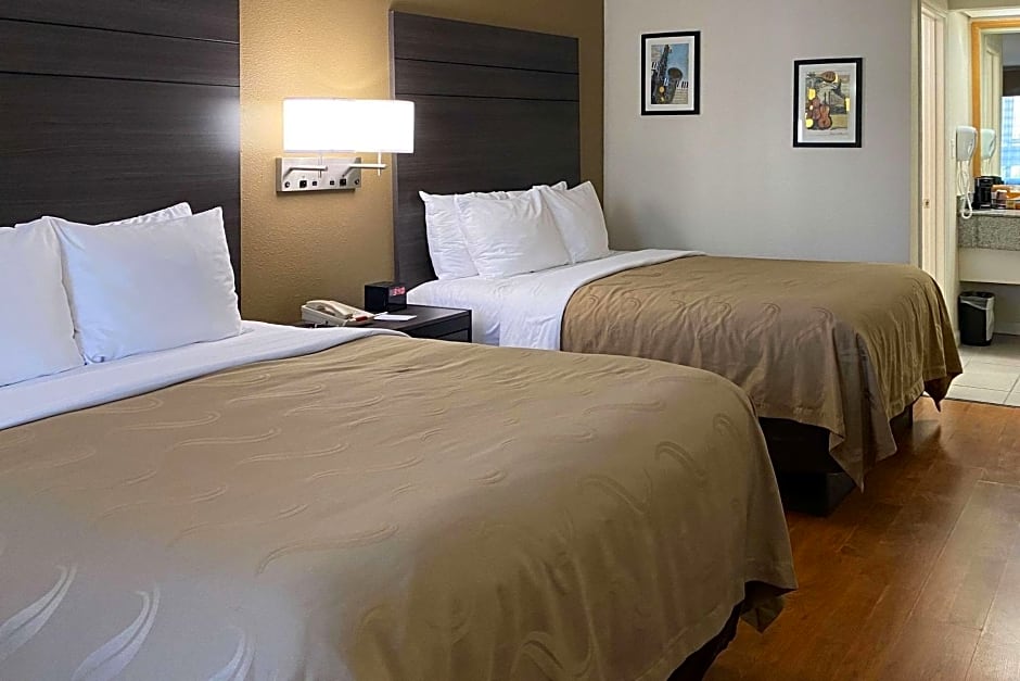 Quality Inn Branson - Hwy 76 Central