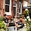 Chalet Backpackers