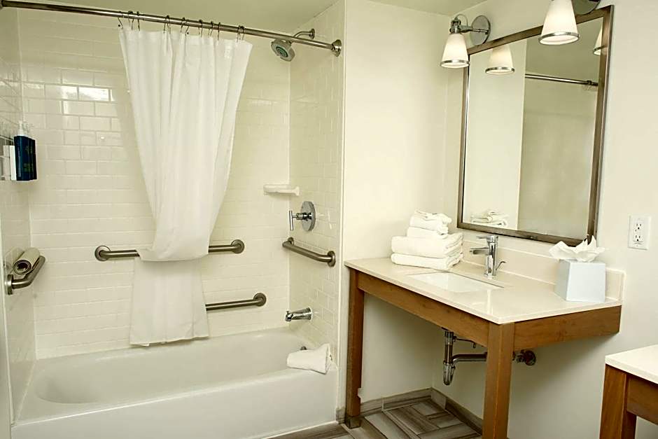 Four Points by Sheraton Midland