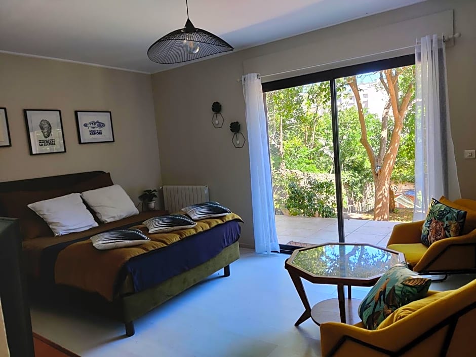 Chambre D'hotes Les Terrasses De Saint Clair – Sete, FL