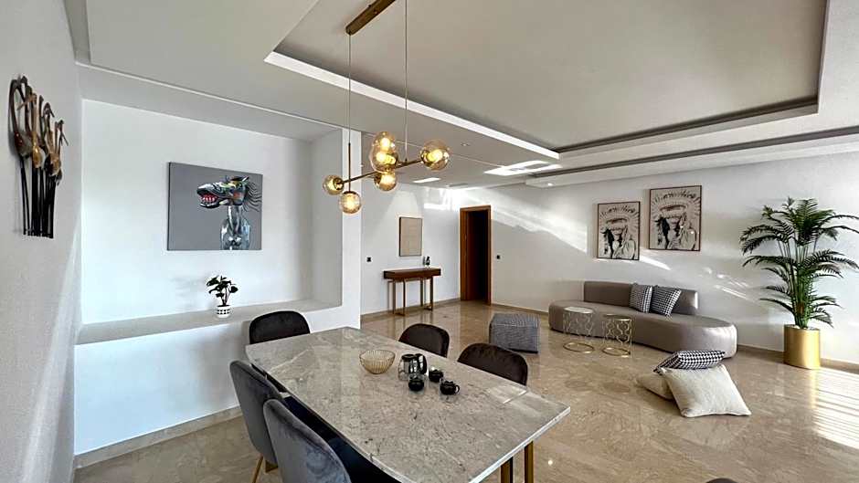 Family 3 Bedrooms- By AppartAli