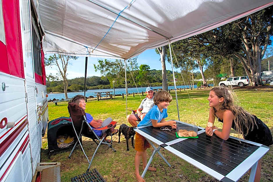 Reflections Ferry Reserve - Holiday Park