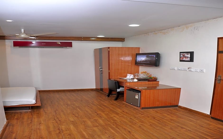 Golden Apple Boutique Hotel