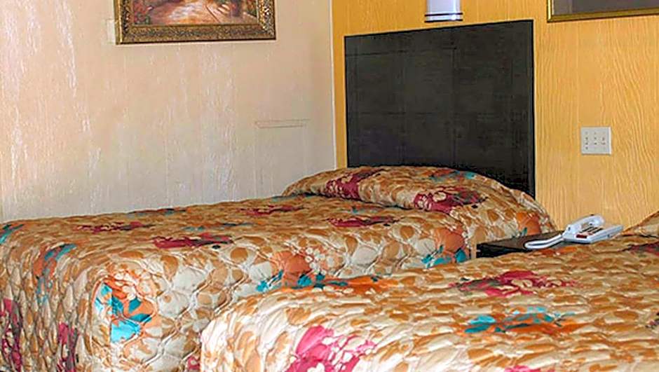 Charles Wesley Motor Lodge Broken Bow