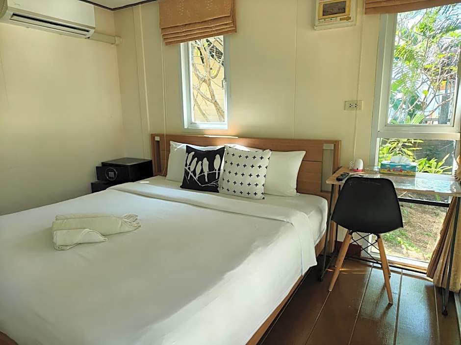 Hill Zone Home Stay by Little Paradise