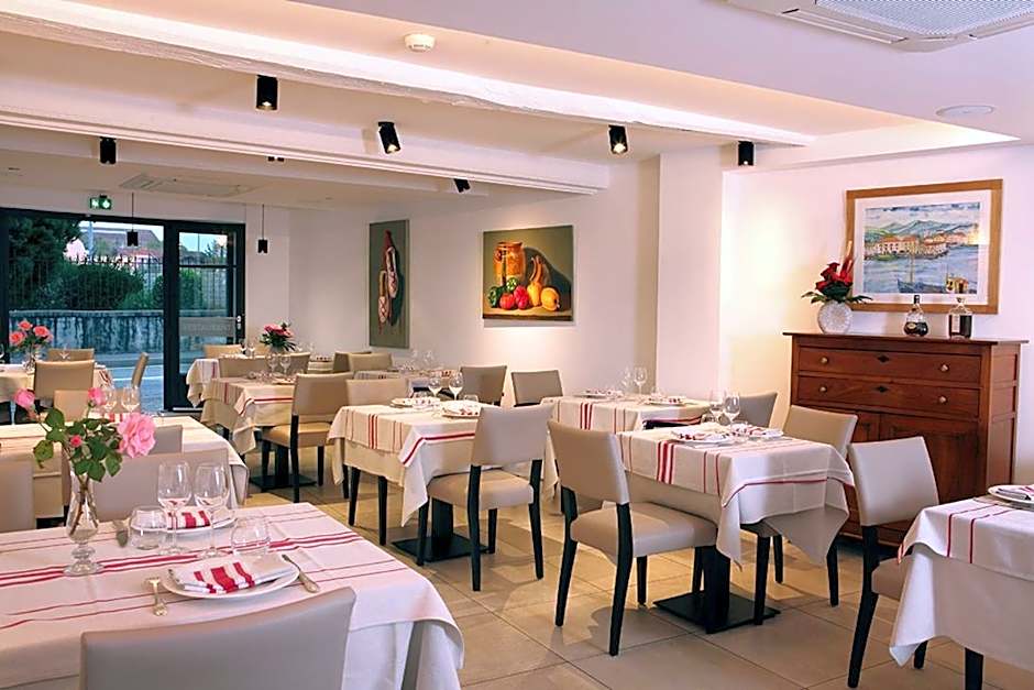 Logis Hotel de la Nivelle