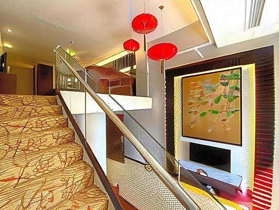 Metropole Hotel