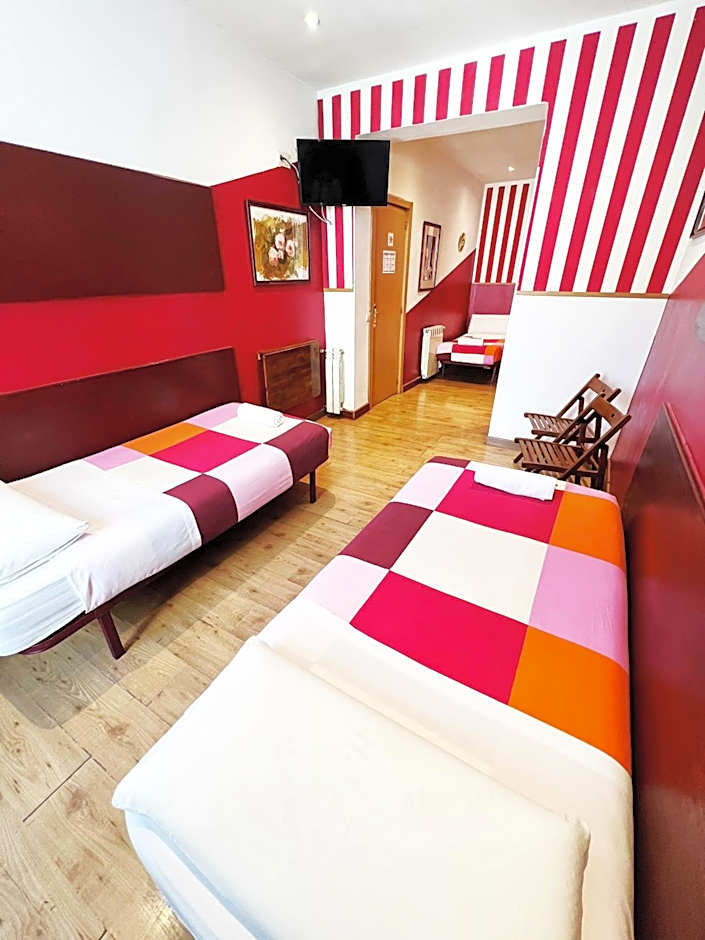 Hostal La Casa de La Plaza