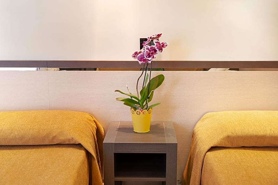 Hotel Mondial