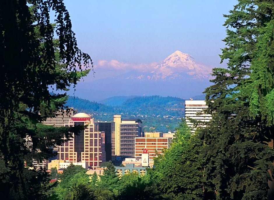 Embassy Suites by Hilton Portland Downtown