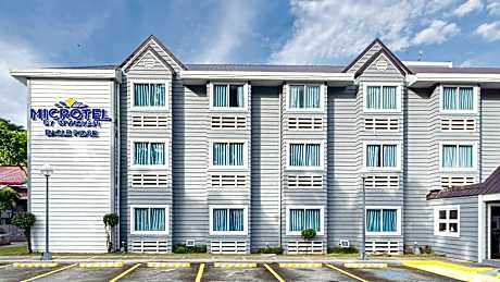 Microtel By Wyndham Eagle Ridge