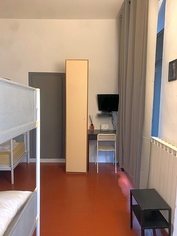 Short Stop Room – Florence, IA