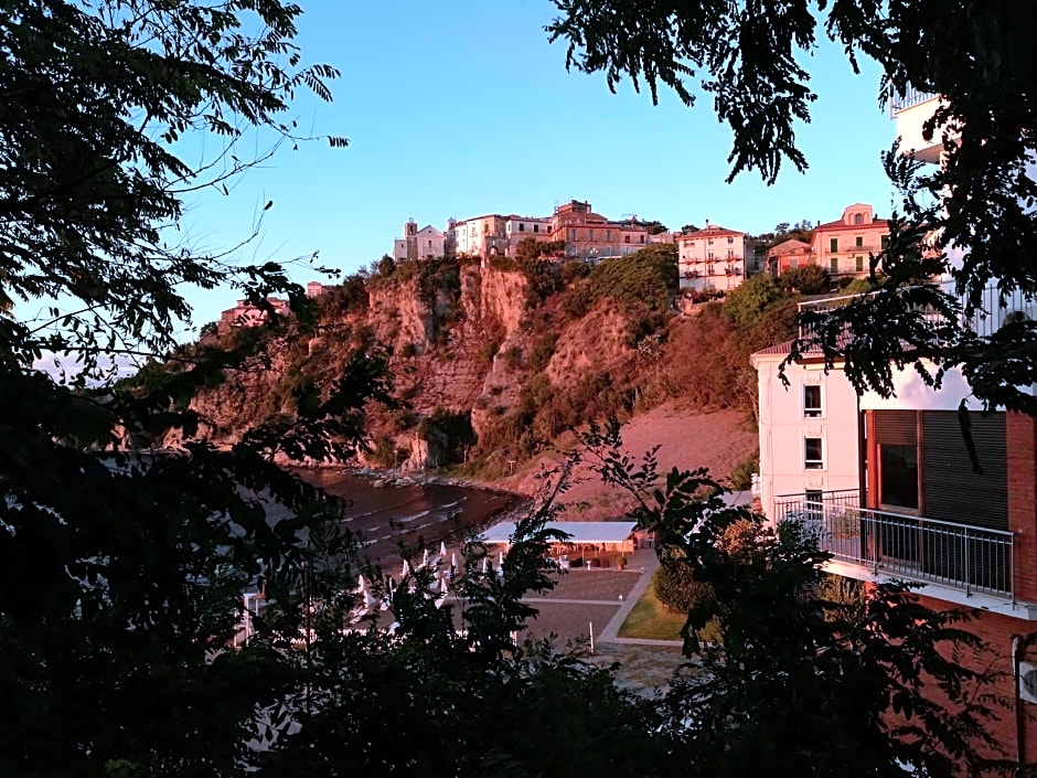 Floris Bed And Breakfast – Agropoli, UT