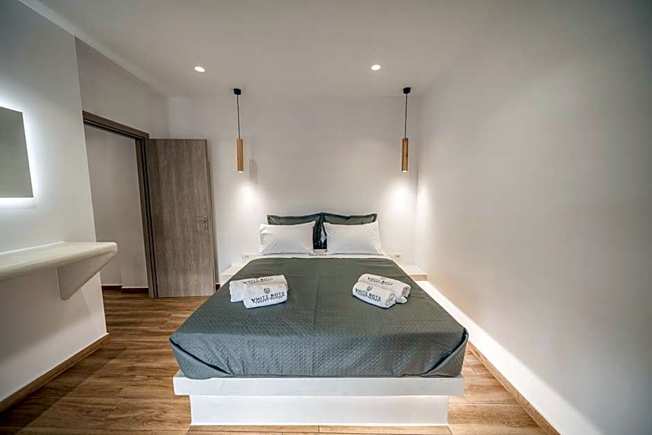 White Note Luxury Suites