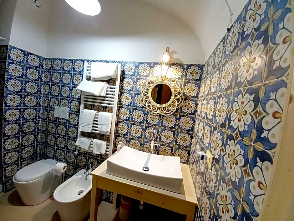 La casa dalle finestre blu