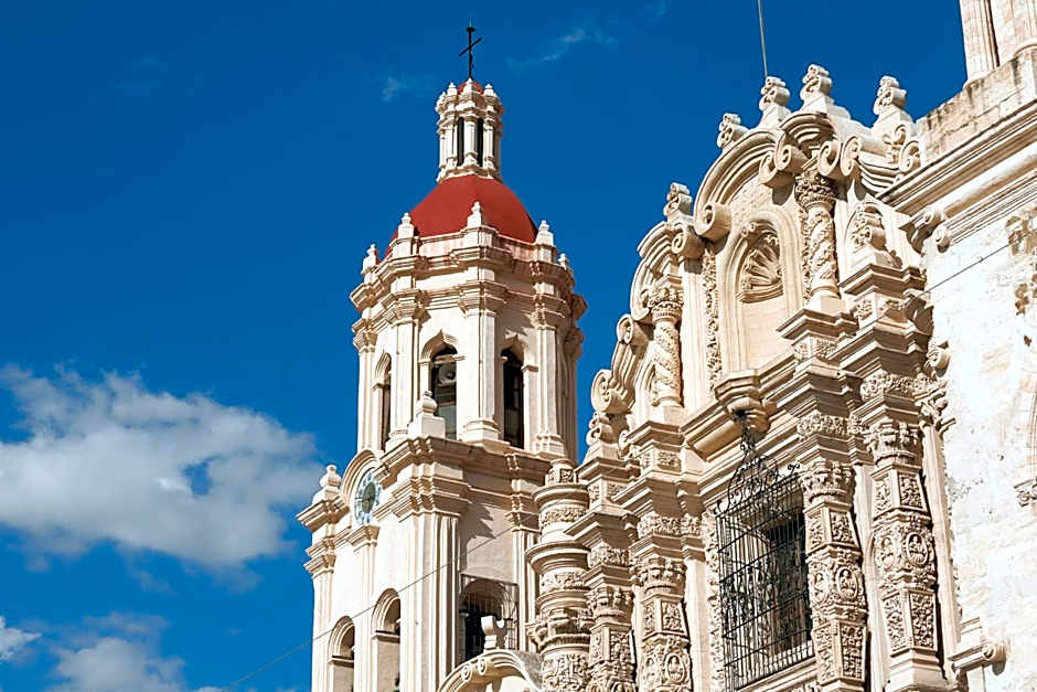 One Saltillo Aeropuerto