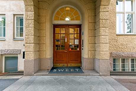 The Apartments Company - The Sweet