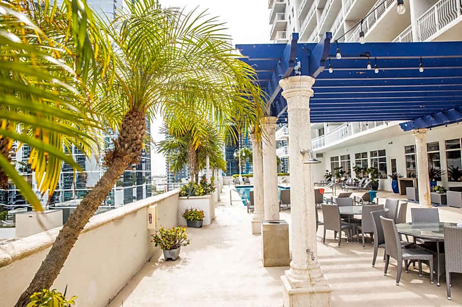 Modern and Luxurious Brickell Studio