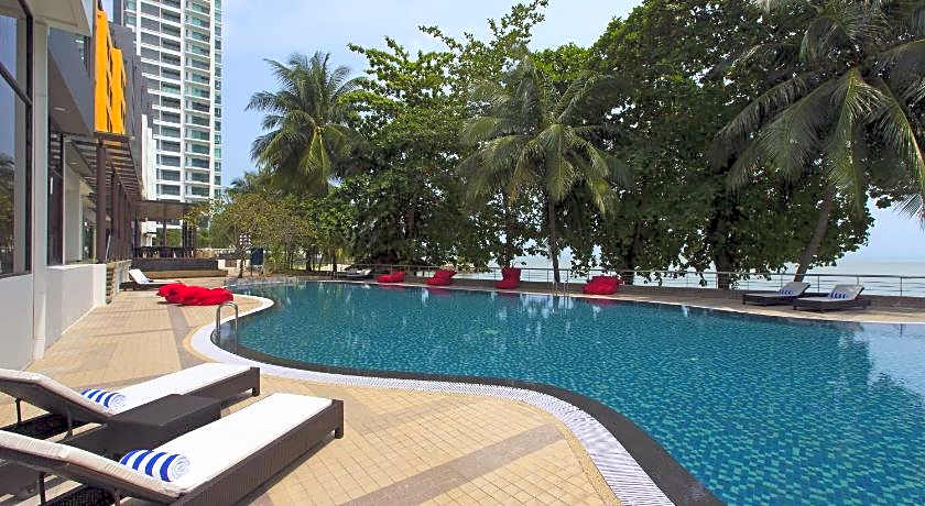 Mercure Penang Beach