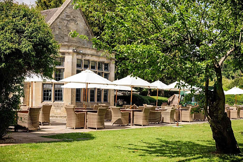 The Hare & Hounds Hotel