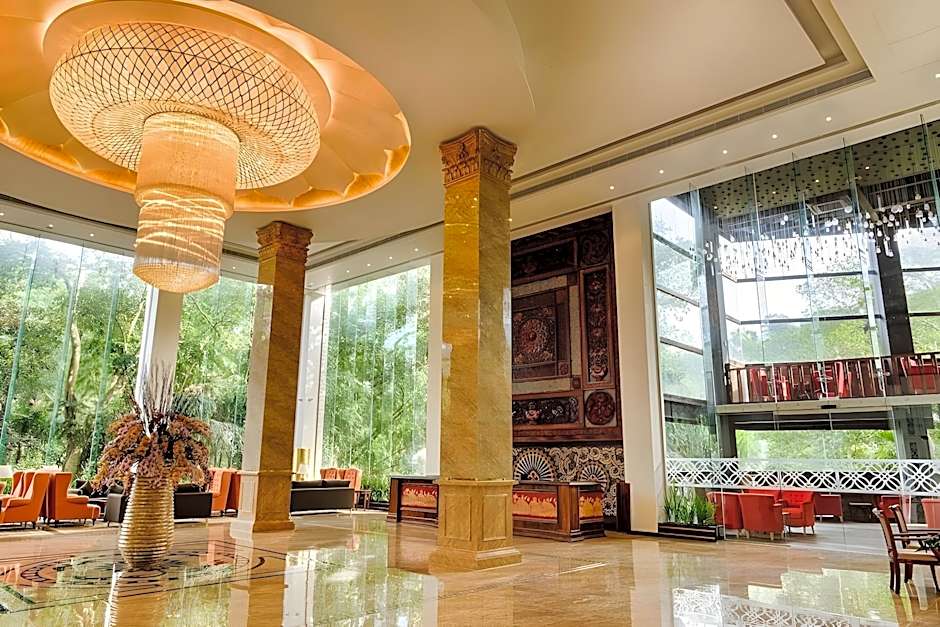 The Golden Crown Hotel